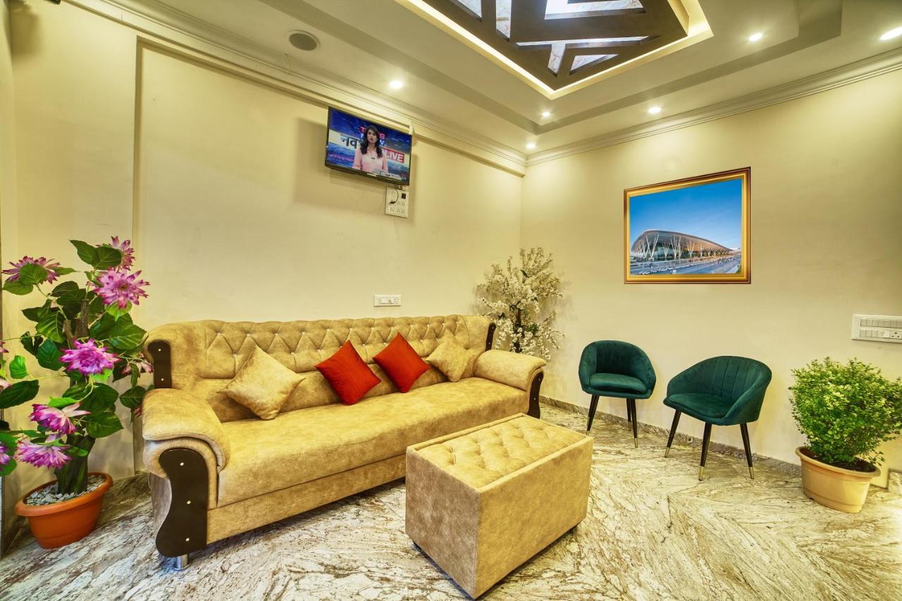 Sm Royal Stay Hotel - Near Bangalore International Airport Devanahalli Ngoại thất bức ảnh