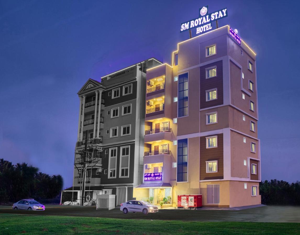 Sm Royal Stay Hotel - Near Bangalore International Airport Devanahalli Ngoại thất bức ảnh