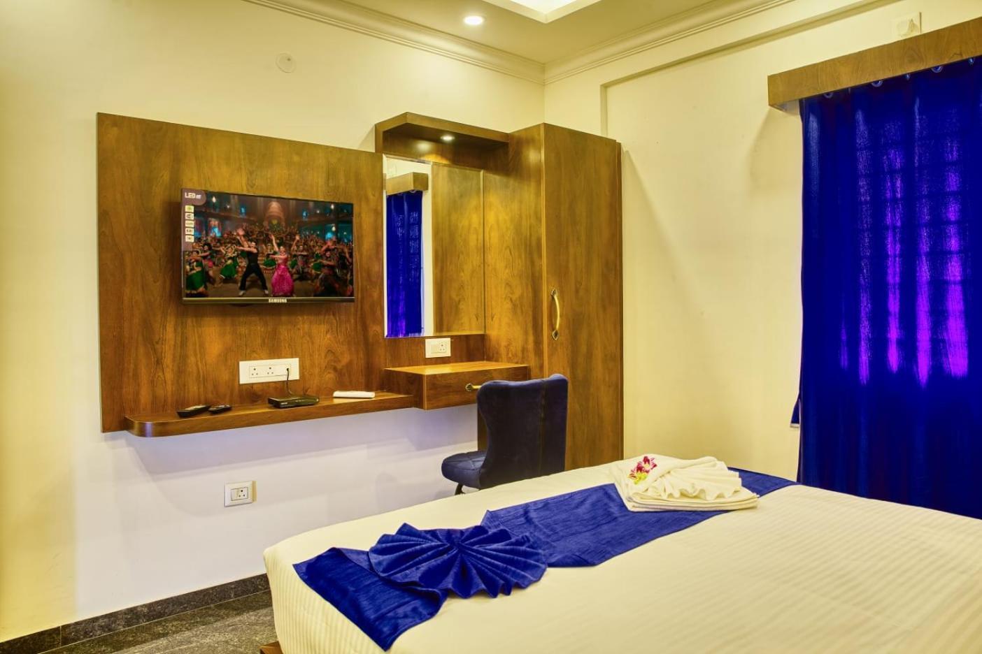 Sm Royal Stay Hotel - Near Bangalore International Airport Devanahalli Ngoại thất bức ảnh